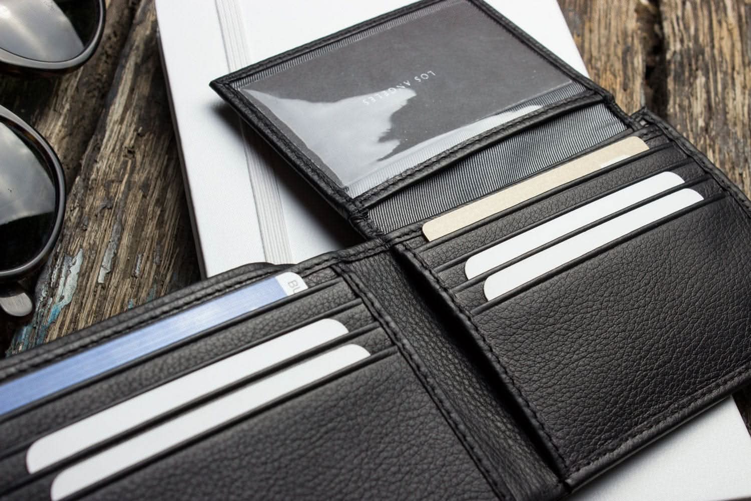 Cowhide Bifold Wallet with ID Window - Zhoras333 US