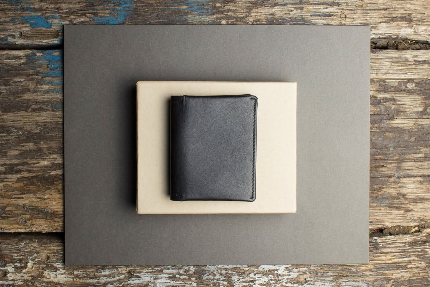 Slim Leather Bifold for Men - Zhoras333 US