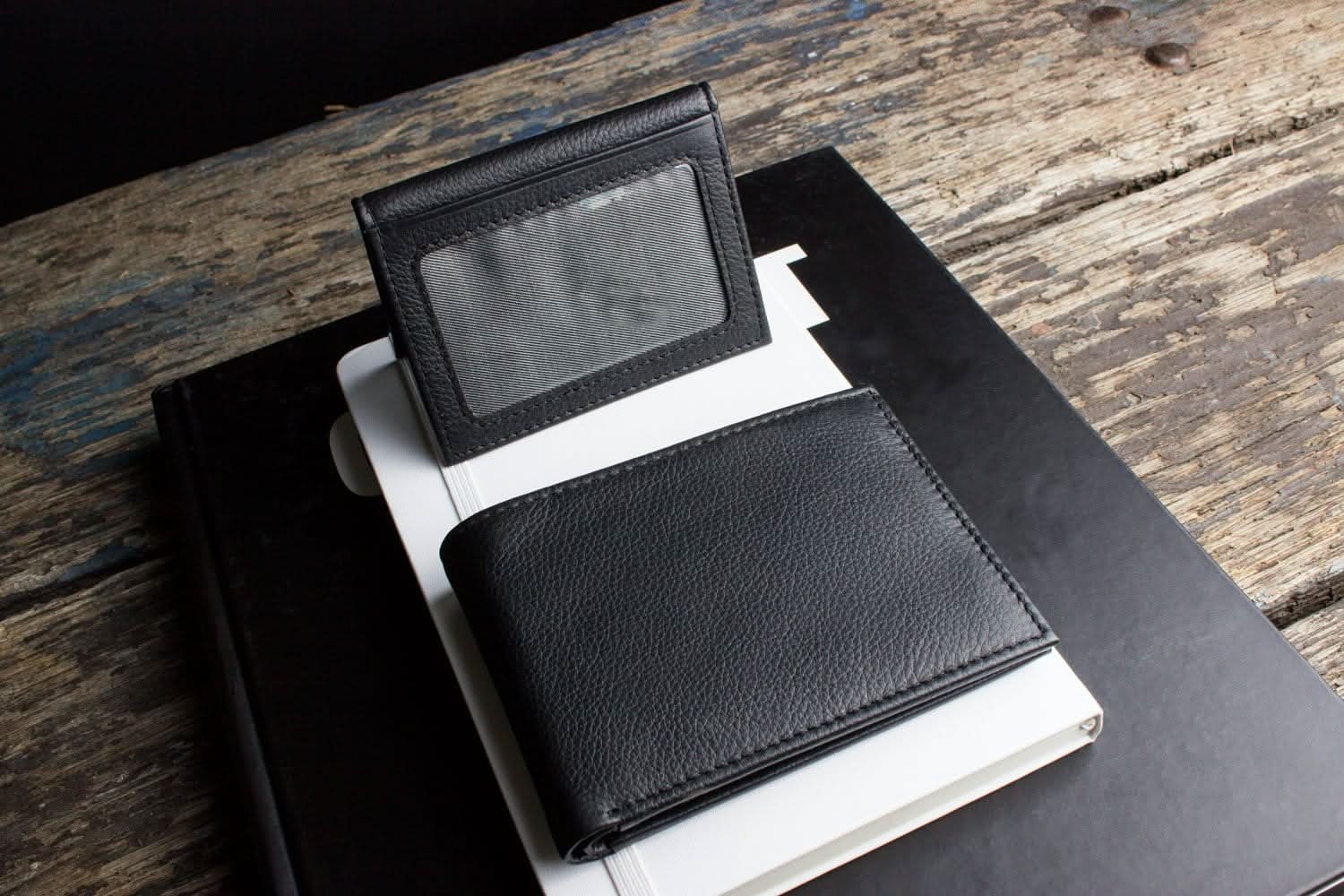 Cowhide Bifold Wallet with ID Window - Zhoras333 US