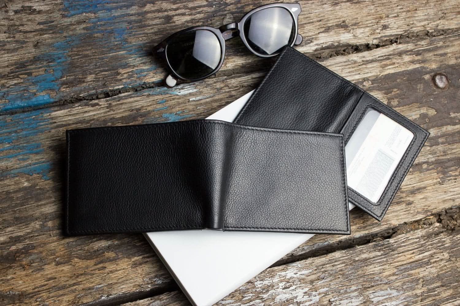Cowhide Bifold Wallet with ID Window - Zhoras333 US