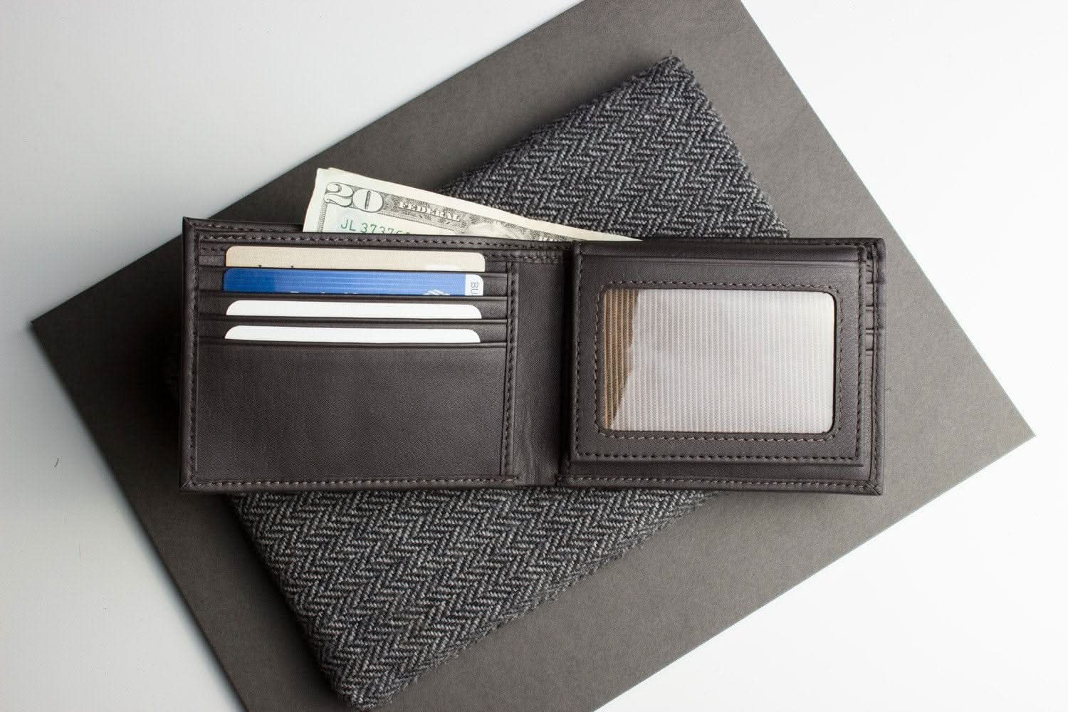 Cowhide Bifold Wallet with ID Window - Zhoras333 US