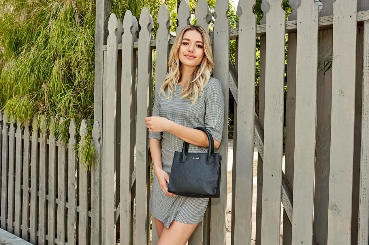 Metro Chic Pebble Crossbody Bag - Zhoras333 US