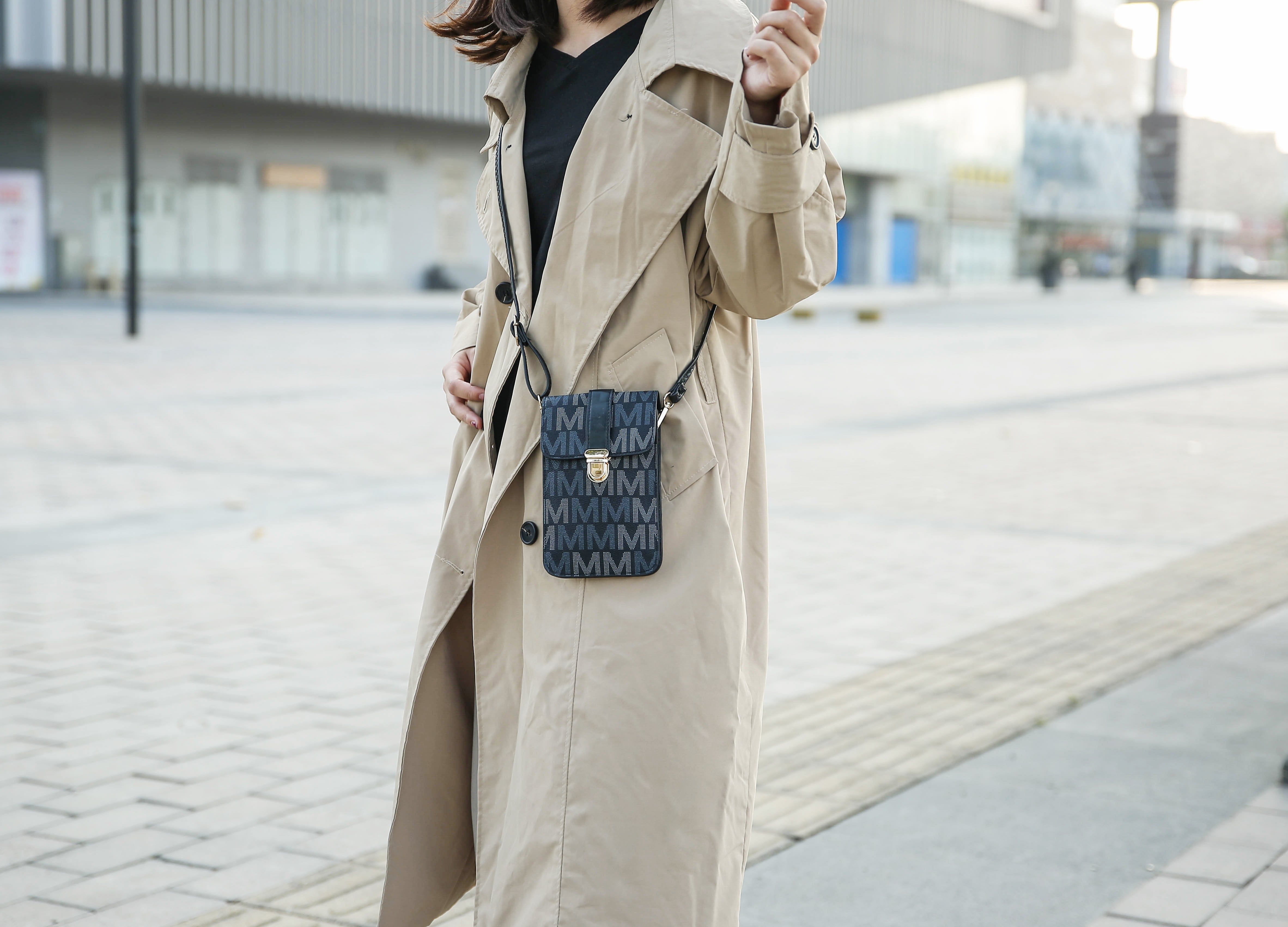 Lulu XL SignatureSnap Phone Crossbody - Zhoras333 US